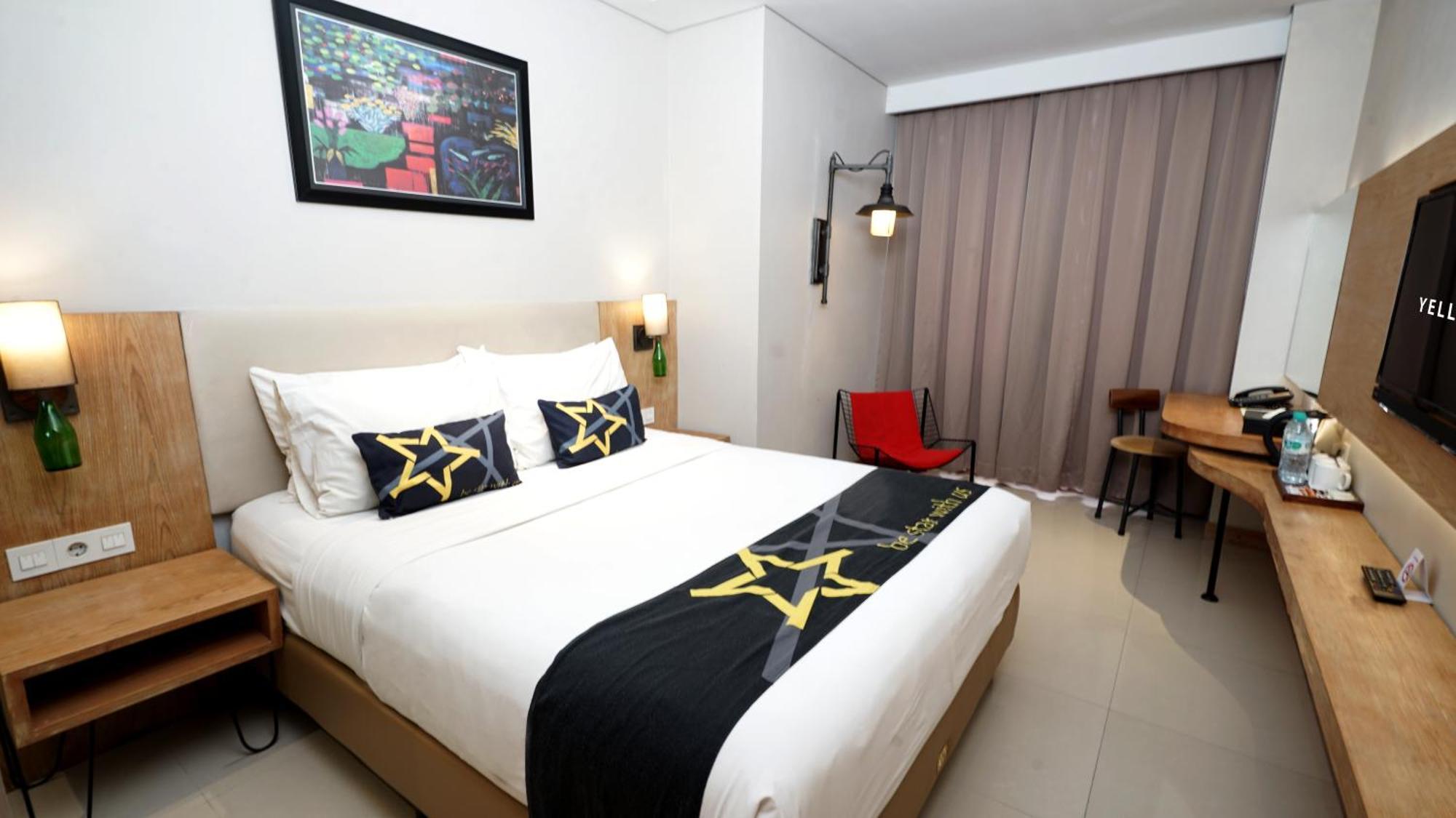 Yellow Star Gejayan Hotel Kejayan Екстер'єр фото